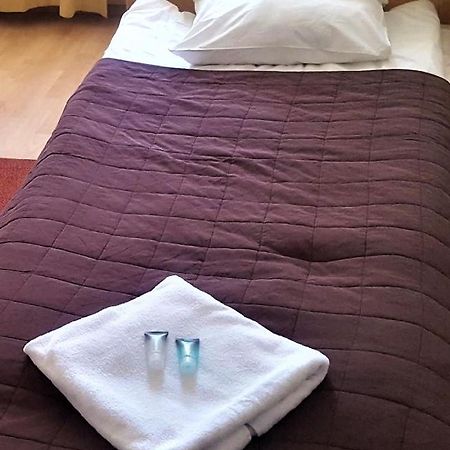 ורשה Hostel Na Zurawiej מראה חיצוני תמונה