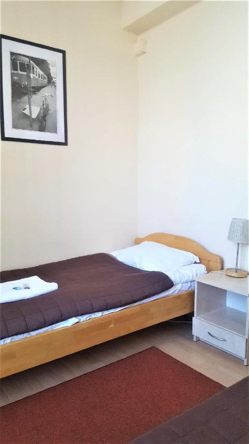 ורשה Hostel Na Zurawiej מראה חיצוני תמונה