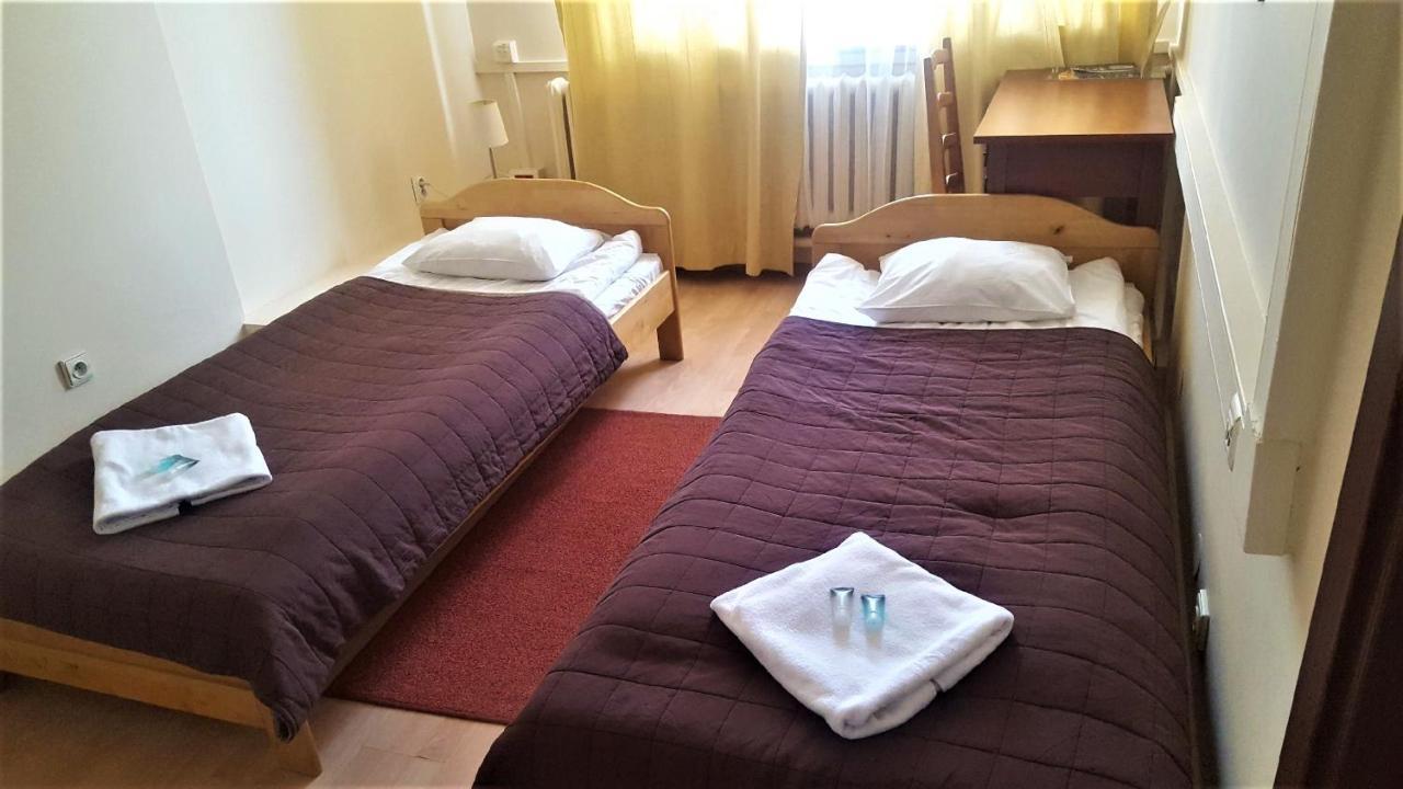 ורשה Hostel Na Zurawiej מראה חיצוני תמונה